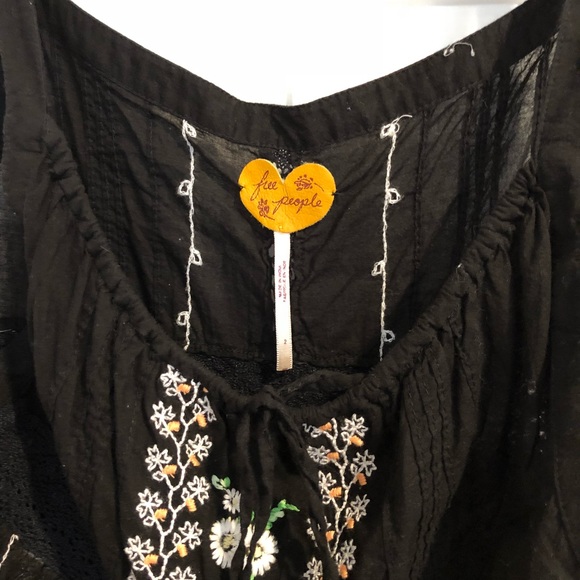 Free People “Baby doll” style top. - Picture 2 of 5